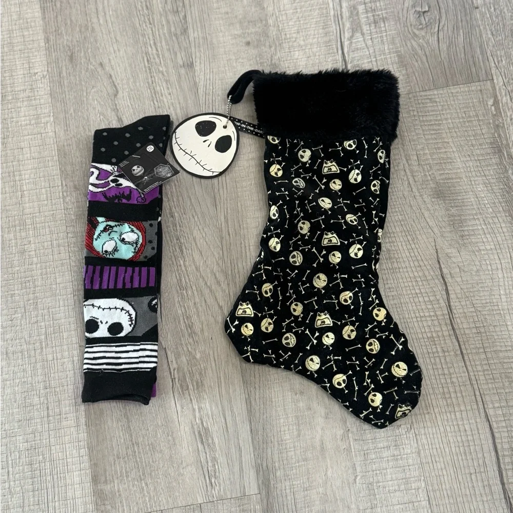 Loungefly Holiday Stocking with Skulls Night mare before Christmas